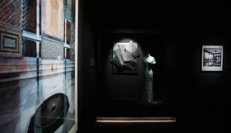 Henry Clarke y la moda de España bajo el influjo de la Alhambra